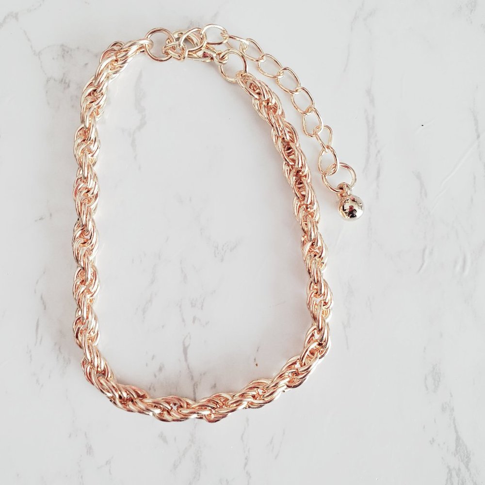 Gold twist Bracelet